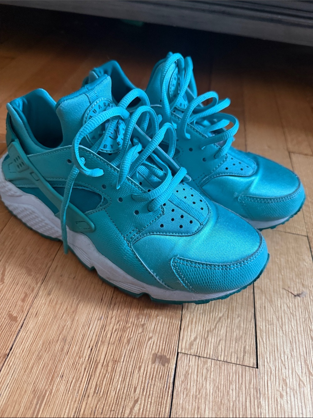 Women’s Nike Air Huarache sneakers